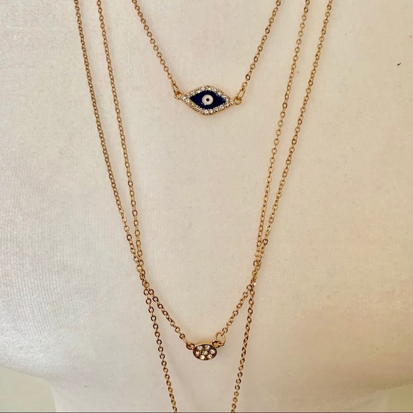 NWT Evil Eye Layered Necklace Pendant Gold - Picture 4 of 6